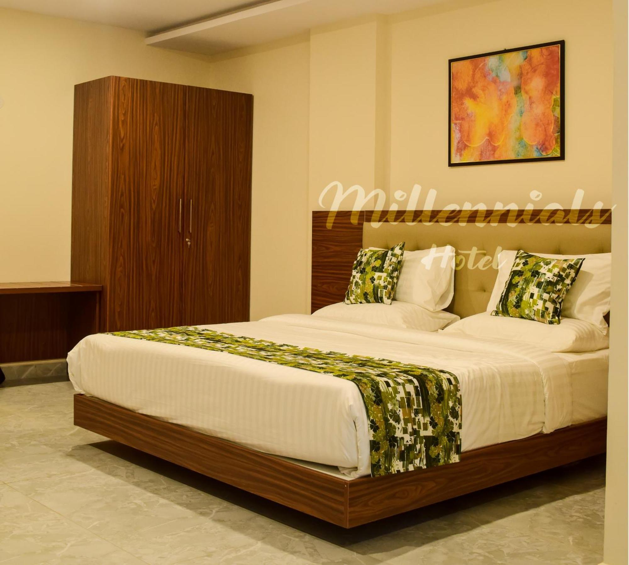 S R Plaza At Delhi Airport Hotel New Delhi Exterior foto