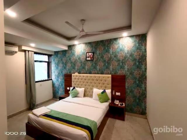 S R Plaza At Delhi Airport Hotel New Delhi Exterior foto